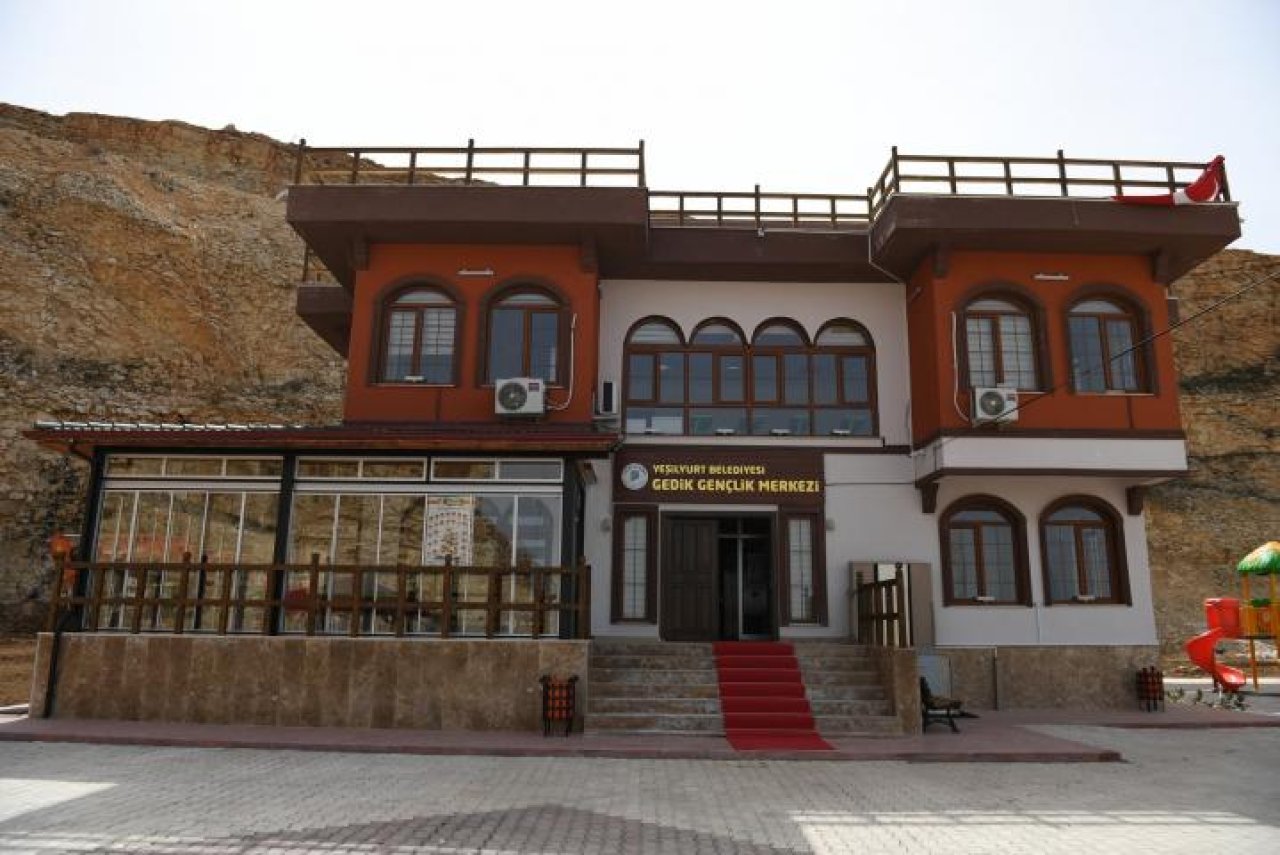 GEDİK GENÇLİK MERKEZİ