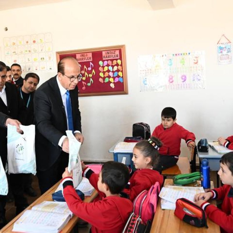 Başkan Geçit, “Öğrencilere Yapılan Yatırım, Sağlıklı Nesillerin Yetişmesine Katkıdır”