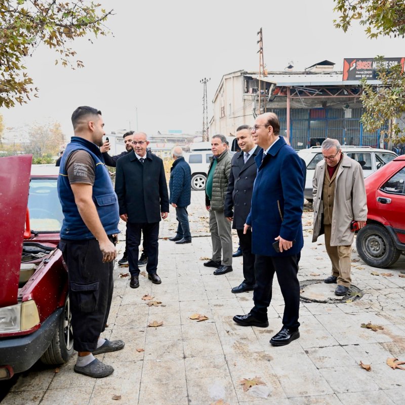 Başkan Geçit, Özsan Sanayi Sitesi Esnafının Taleplerini Dinledi