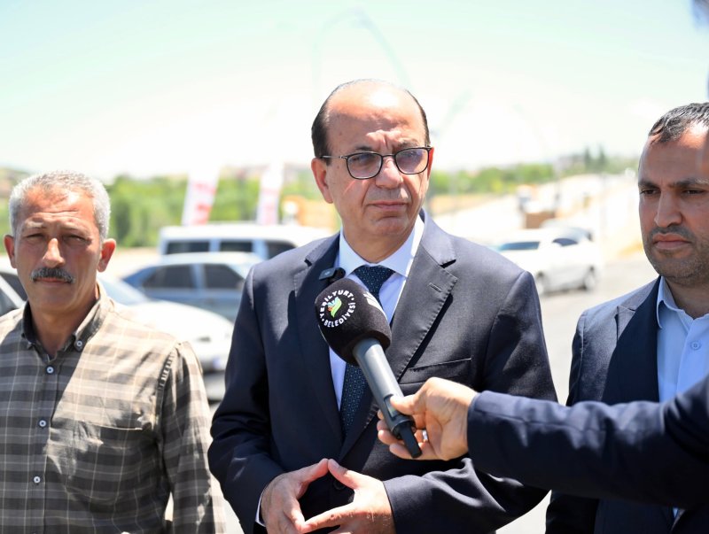 Başkan Geçit, “Yeşilyurt’un Her Noktasına Hizmet Götürüyoruz”