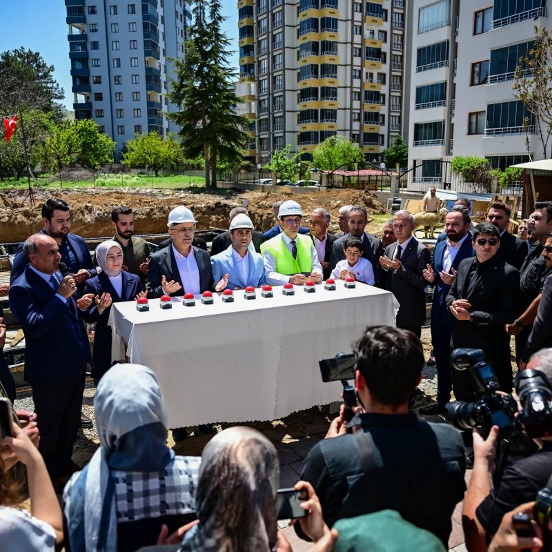 Çilesiz Mahallesi Mahmut Boynukara Taziye Evinin Temeli Dualarla Atıldı