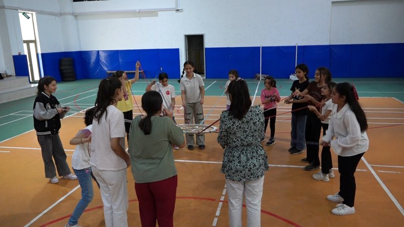 Yeşilyurt Belediyesi’nin Melekbaba’da Ki Çocuk Şenliği Renkli Anlara Sahne Oldu