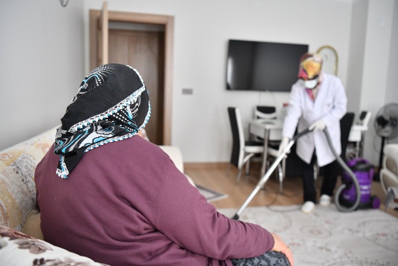 Yeşilyurt’ta Büyükler ‘Baştâcı’ Olmaya Devam Ediyor